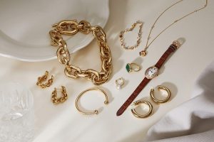 Vận Chuyển Hỏa Tốc Trang Sức An Toàn, Nhanh Chóng