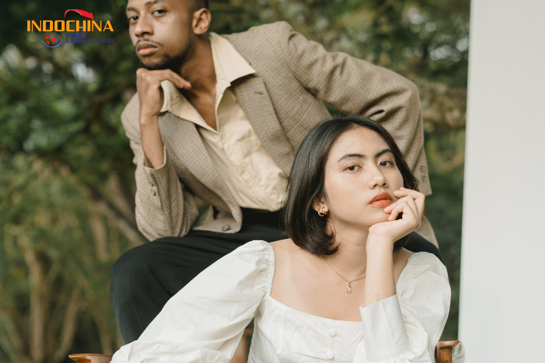 Gửi hỏa tốc đồ mẫu quần áo chụp lookbook – Nhanh, đúng hẹn, bảo đảm chất lượng